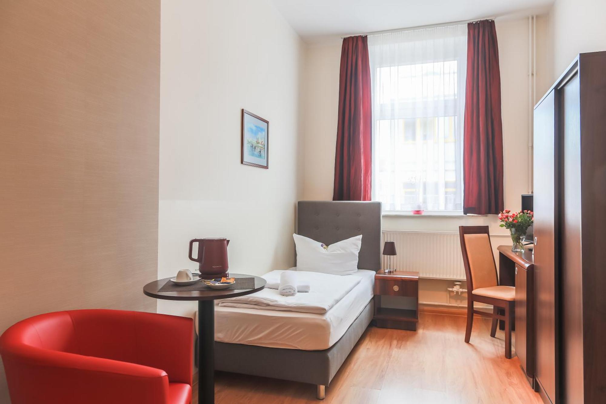 City Residence Hotel Frankfurt Oder Bahnhof ภายนอก รูปภาพ